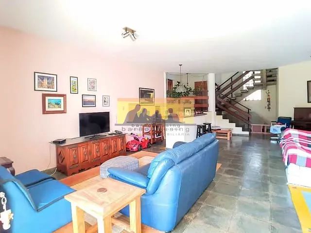 Casa com 900m² 4 quartos e 5 banheiros, à venda, no bairro Cidade Universitária em Campinas
