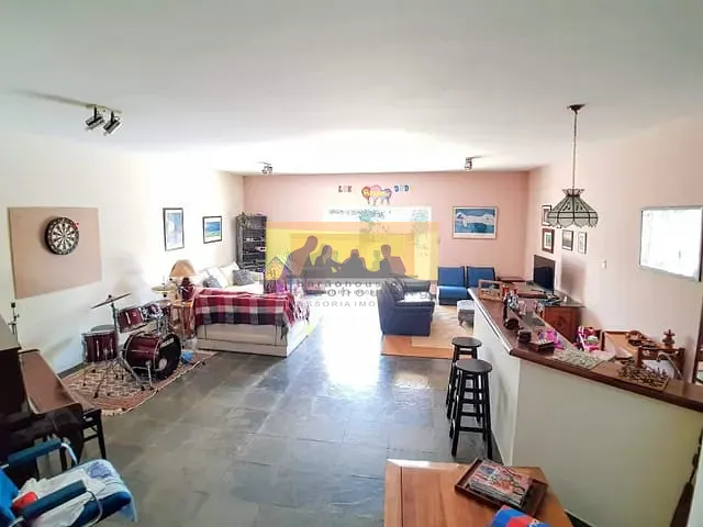 Casa com 900m² 4 quartos e 5 banheiros, à venda, no bairro Cidade Universitária em Campinas
