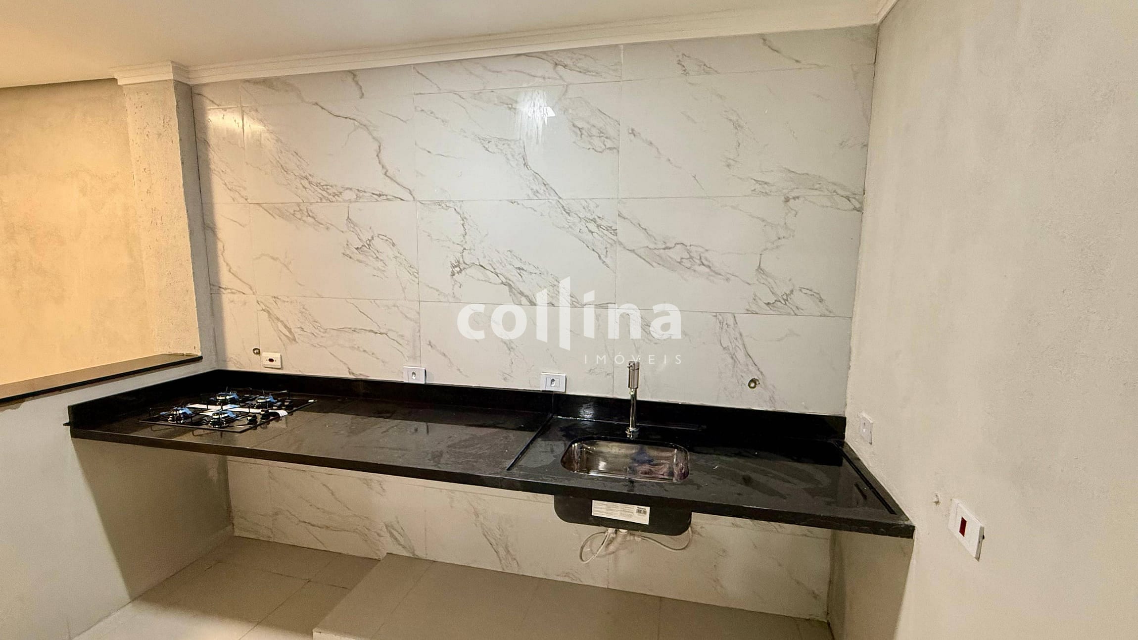 Casa à venda com 3 quartos, 10m² - Foto 9