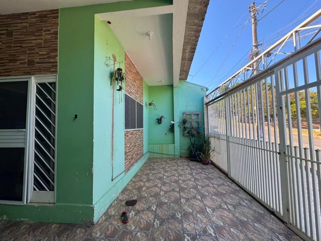 Casa 3 quartos e 1 banheiro, à venda, no bairro Conjunto Habitacional Parque Itajaí em Campinas