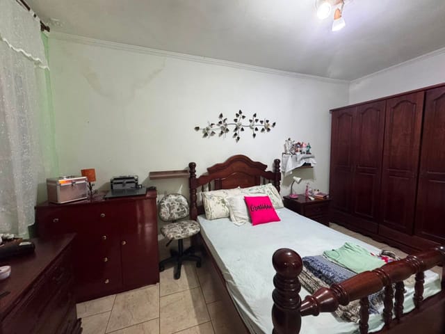 Casa 3 quartos e 1 banheiro, à venda, no bairro Conjunto Habitacional Parque Itajaí em Campinas