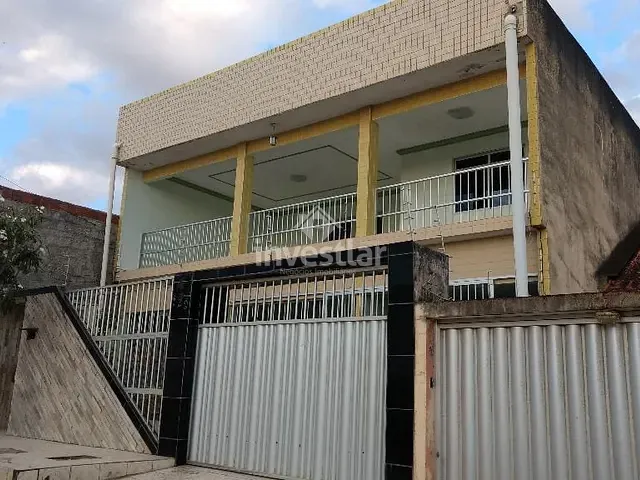 Casa com 300m² 6 quartos e 3 banheiros, à venda, no bairro Santa Cruz em Campina Grande
