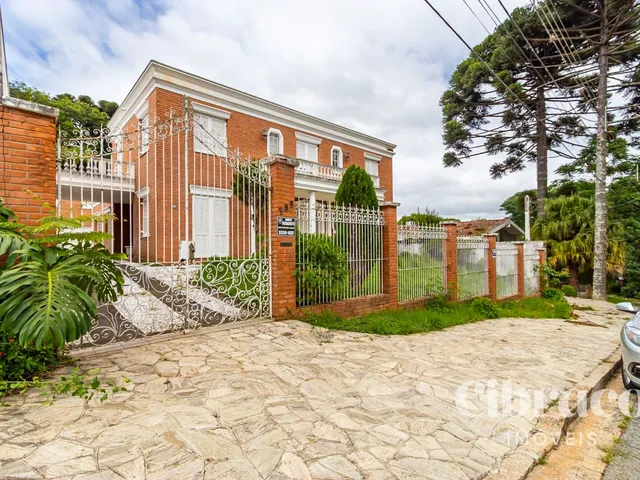 Casa 5 quartos e 5 banheiros, à venda, no bairro Seminário em Curitiba