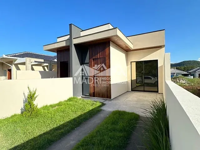 Casa 2 quartos e 1 banheiro, à venda, no bairro Forquilhas em São José