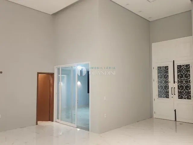 Casa com 300m² 3 quartos e 4 banheiros, à venda, no bairro Residencial San Marino em Artur Nogueira