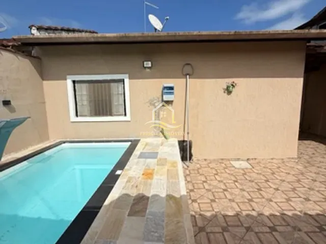 Casa com 78m² 2 quartos e 2 banheiros, à venda, no bairro Boraceia em Bertioga