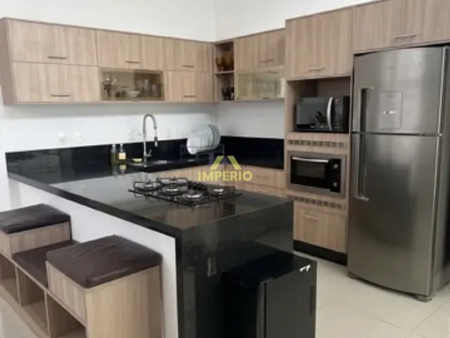 Casa 2 quartos e 4 banheiros, à venda, no bairro Residencial Lagos D'Icaraí em Salto