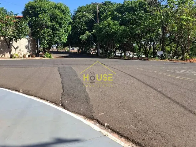 Casa com 231m² 3 quartos e 1 banheiro, à venda, no bairro JD DOS IPÊS em Valentim Gentil