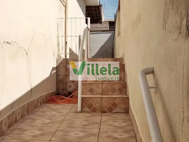 Casa com 600m² 4 quartos e 2 banheiros, à venda, no bairro Vila Gonçalves em Poá