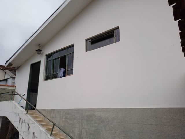Casa com 236m² 3 quartos e 2 banheiros, à venda, no bairro Centro em Caldas