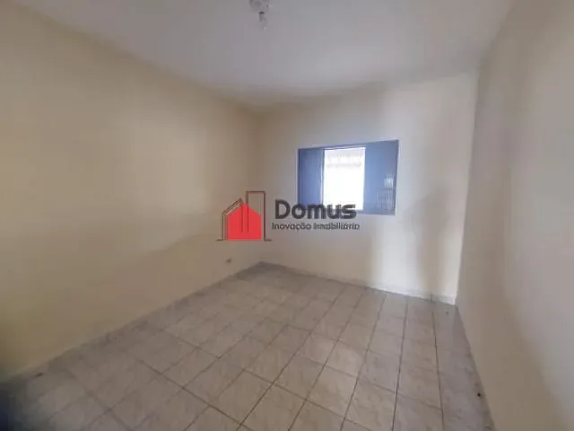 Casa com 250m², à venda, no bairro Conjunto Residencial Araretama em Pindamonhangaba