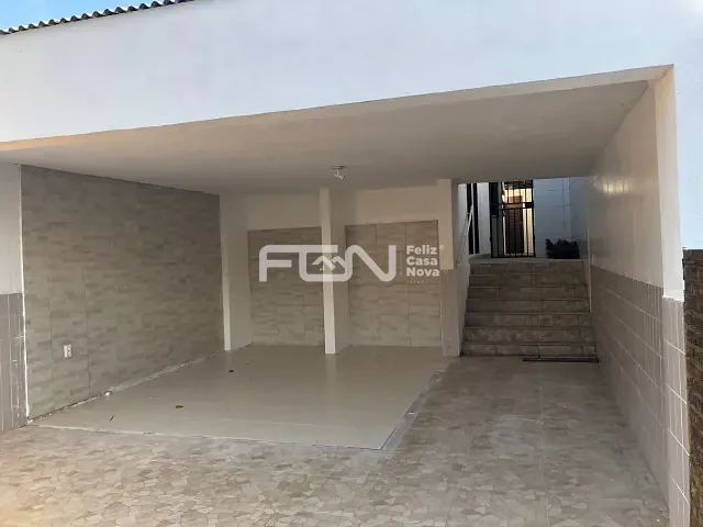 Casa com 450m² 3 quartos e 4 banheiros, à venda, no bairro Vilas do Atlântico em Lauro de Freitas