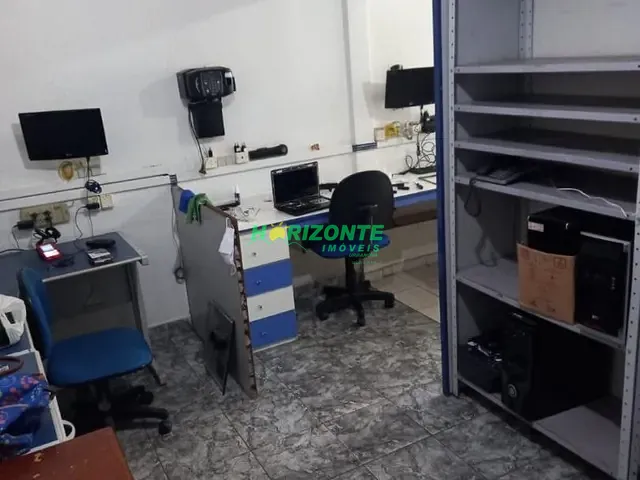 Casa com 150m² 2 quartos e 2 banheiros, à venda, no bairro Jardim Motorama em São José dos Campos