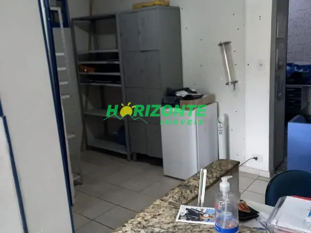 Casa com 150m² 2 quartos e 2 banheiros, à venda, no bairro Jardim Motorama em São José dos Campos