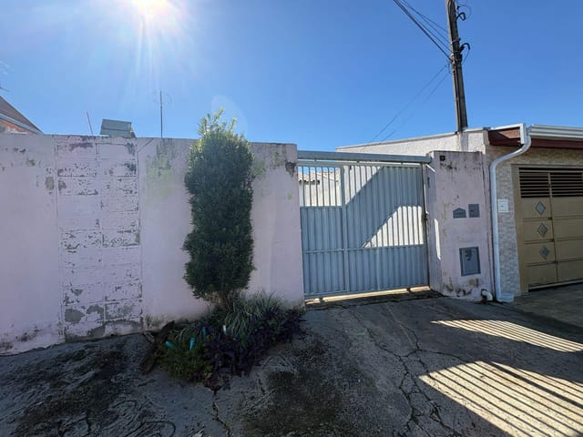 Casa com 126m² 2 quartos e 1 banheiro, à venda, no bairro Residencial Cosmos em Campinas