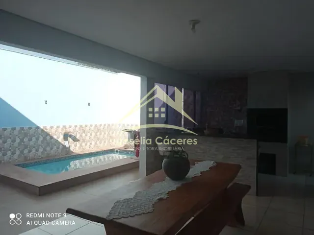 Casa 4 quartos e 3 banheiros, à venda, no bairro Distrito Industrial em Cuiabá