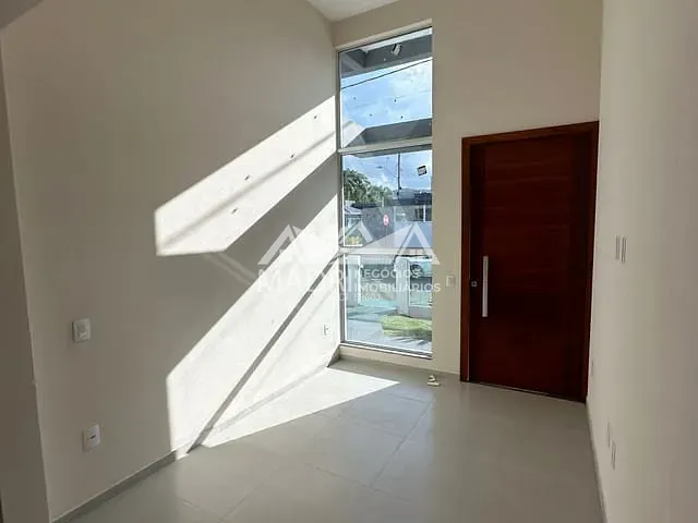 Casa 2 quartos e 2 banheiros, à venda, no bairro Forquilhas em São José