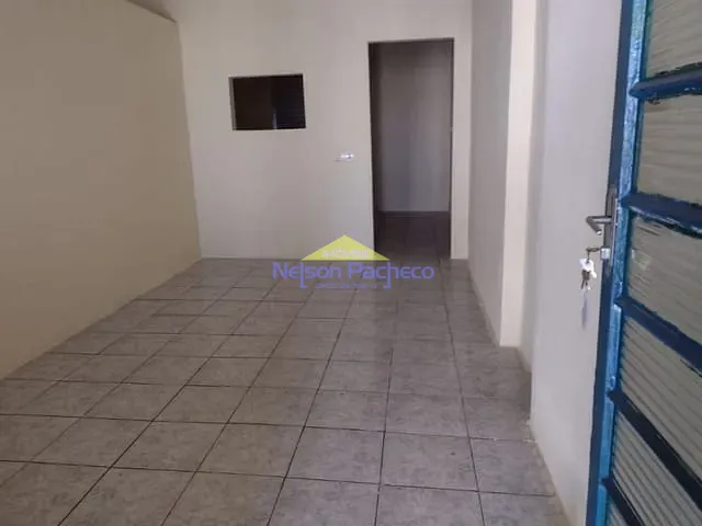 Casa com 250m² 2 quartos e 1 banheiro, para alugar, no bairro Jardim Maria Amélia em Capivari