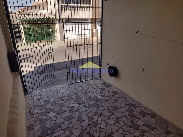 Casa com 250m² 2 quartos e 1 banheiro, para alugar, no bairro Jardim Maria Amélia em Capivari
