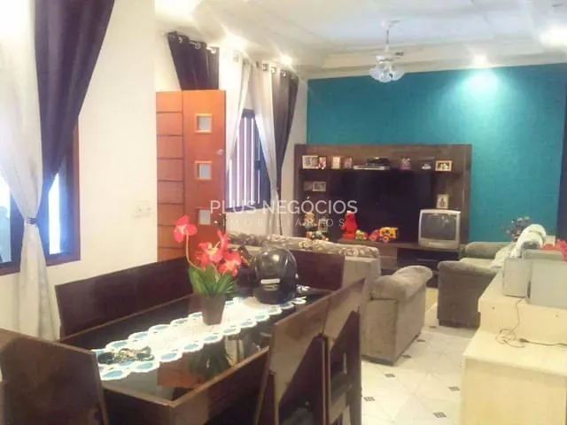 Casa com 160m² 3 quartos e 2 banheiros, à venda, no bairro Jardim Wanel Ville V em Sorocaba