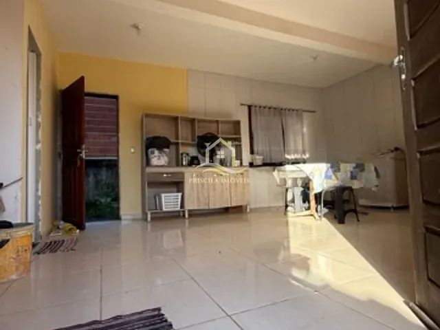Casa com 110m² 2 quartos e 2 banheiros, à venda, no bairro Boraceia em Bertioga