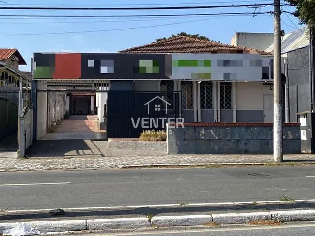 Casa à venda, no bairro Centro em Taubaté