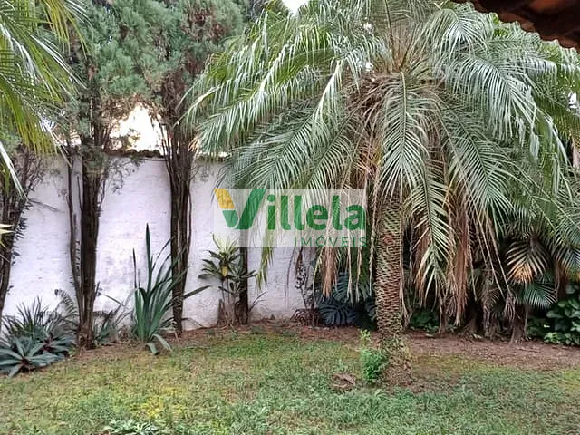Casa com 765m² 3 quartos e 3 banheiros, à venda, no bairro Centro em Poá