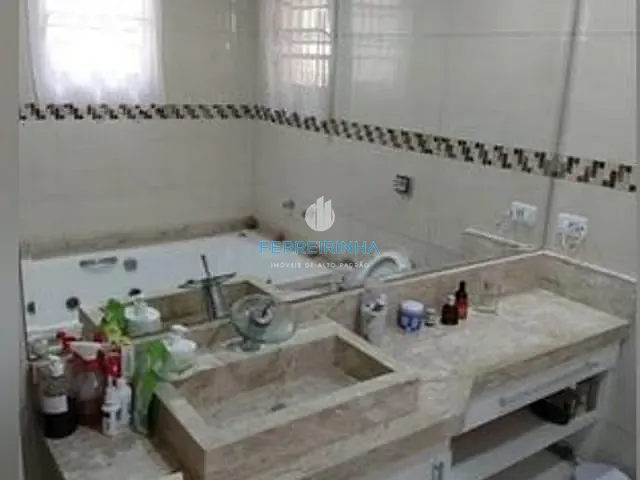 Casa com 250m² 3 quartos e 1 banheiro, à venda, no bairro Urbanova em São José dos Campos
