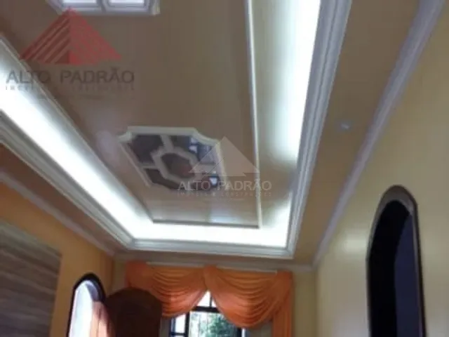 Casa com 250m² 2 quartos e 1 banheiro, à venda, no bairro Jardim Santista em Mauá