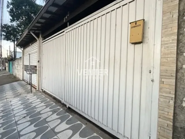 Casa com 150m² 2 quartos e 1 banheiro, à venda, no bairro Jardim Gurilândia em Taubaté