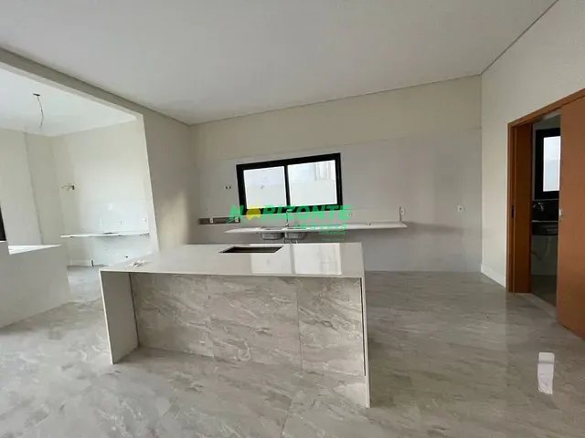 Casa com 750m² 4 quartos e 5 banheiros, à venda, no bairro Condomínio Reserva do Paratehy em São José dos Campos