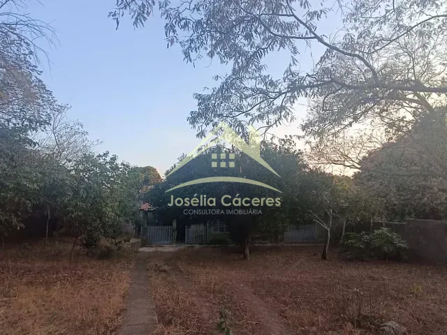 Casa com 724m² 1 quarto e 2 banheiros, à venda, no bairro Santa Cruz em Cuiabá