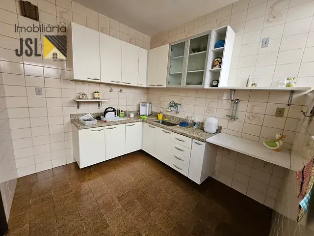 Casa com 330m² 3 quartos e 2 banheiros, à venda, no bairro Jardim Santo Antônio em Caçapava