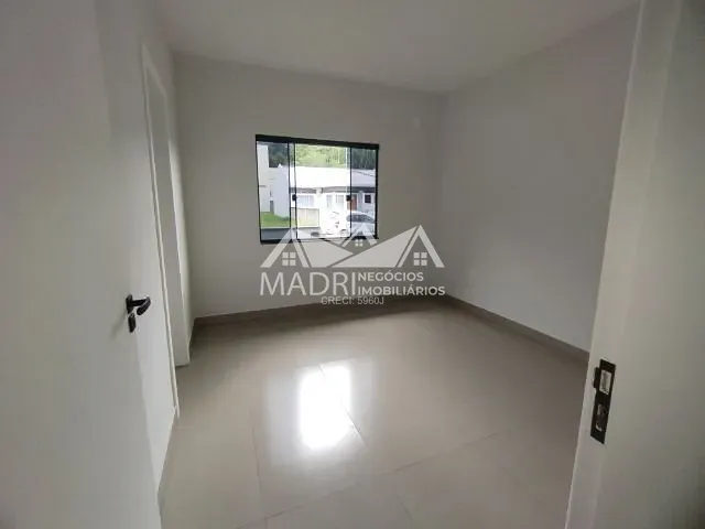 Casa 2 quartos e 2 banheiros, à venda, no bairro Bela Vista em Palhoça
