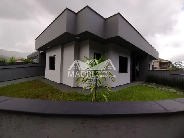 Casa 2 quartos e 2 banheiros, à venda, no bairro Bela Vista em Palhoça
