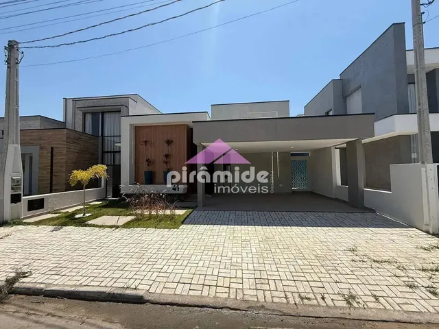 Casa com 300m² 3 quartos e 3 banheiros, à venda, no bairro Taubaté em Tremembé