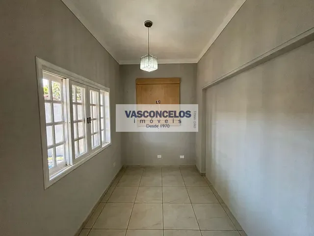 Casa com 218m² 5 quartos e 4 banheiros, à venda, no bairro Vila Ema em São José dos Campos