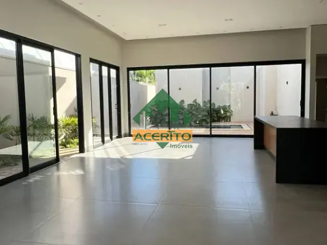 Casa com 450m² 3 quartos e 5 banheiros, à venda ou para alugar, no bairro Iporã em Araçatuba