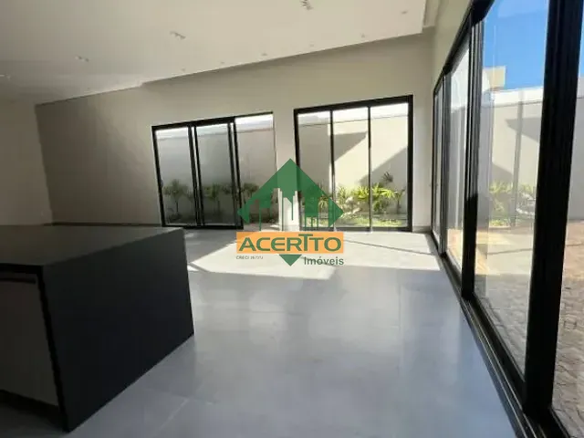 Casa com 450m² 3 quartos e 5 banheiros, à venda ou para alugar, no bairro Iporã em Araçatuba