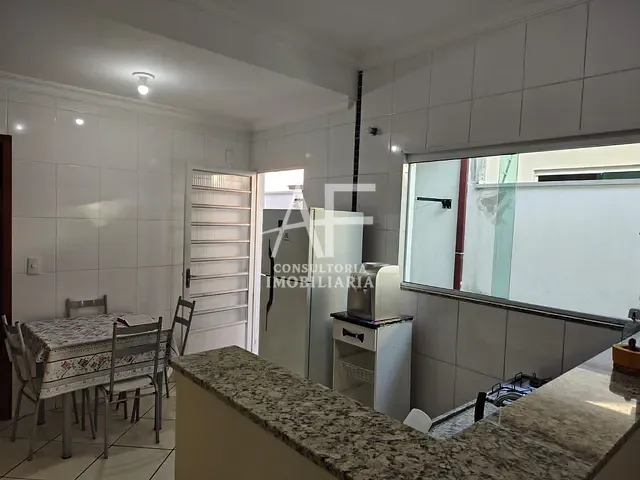 Casa com 125m² 2 quartos e 2 banheiros, à venda, no bairro Parque Senhor do Bonfim em Taubaté