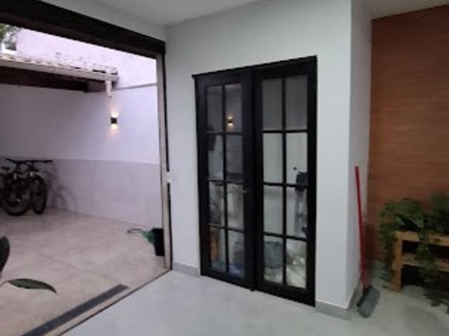 Casa 2 quartos e 3 banheiros, à venda, no bairro Vivendas do Coqueiro II em Campos dos Goytacazes