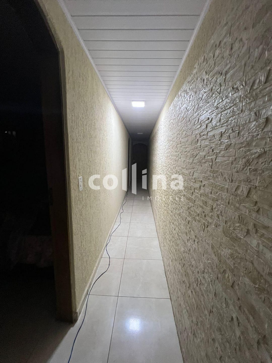 Casa à venda com 5 quartos, 10m² - Foto 4