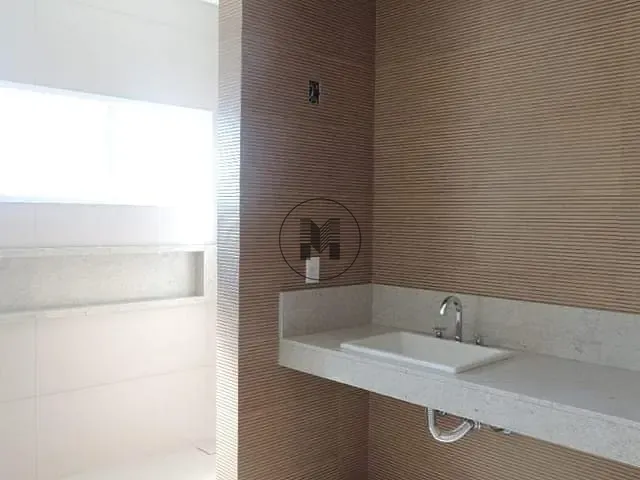 Casa com 312m² 3 quartos e 5 banheiros, à venda, no bairro Village Mantiqueira em Guaratinguetá