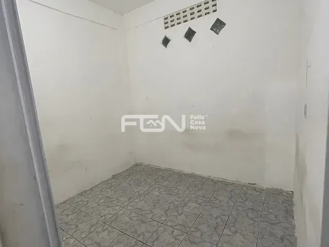 Casa 3 quartos e 2 banheiros, para alugar, no bairro Renascer - PHOC II em Camaçari