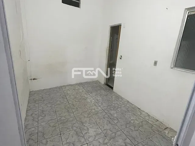 Casa 3 quartos e 2 banheiros, para alugar, no bairro Renascer - PHOC II em Camaçari