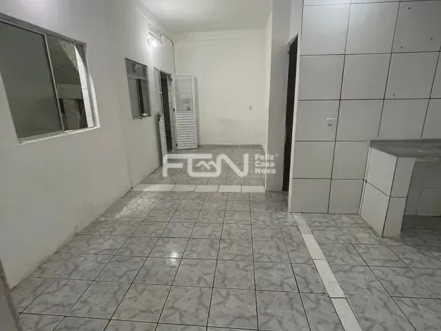 Casa 3 quartos e 2 banheiros, para alugar, no bairro Renascer - PHOC II em Camaçari
