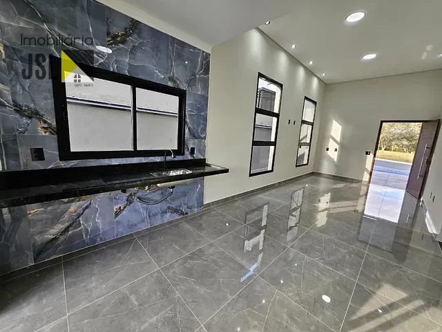 Casa com 252m² 3 quartos e 2 banheiros, à venda, no bairro Reserva do Vale em Caçapava
