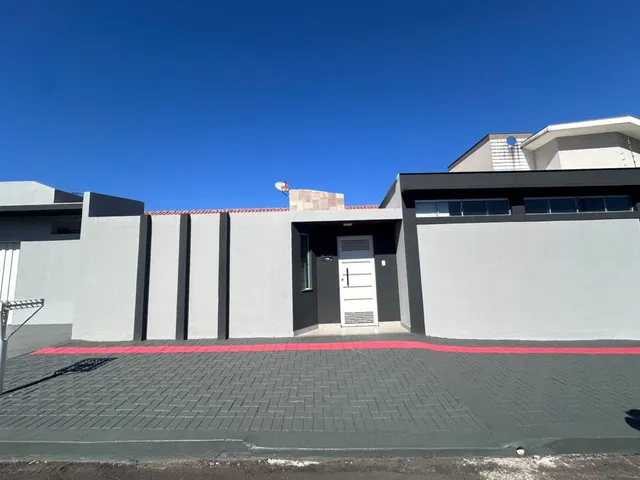 Casa 3 quartos e 2 banheiros, para alugar, no bairro Jardim Alvorada em Cambé