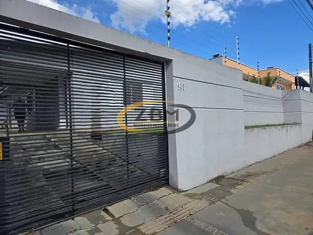 Casa com 381m² 3 quartos e 3 banheiros, à venda, no bairro Lago Parque em Londrina