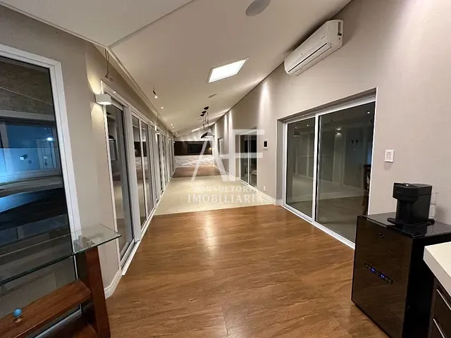 Casa com 1000m² 4 quartos e 5 banheiros, à venda, no bairro Condomínio Vale do Sol em Tremembé